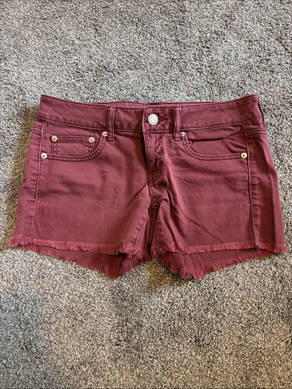 American Eagle shorts Frayed Jean Shorts in maroon